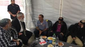 סגן השר בן דהן בניחום האבלים בצופים צילום: דוברות סגן שר הביטחון חדשות