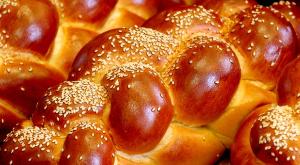  צילום: shutterstock חלות לחמים ומאפים