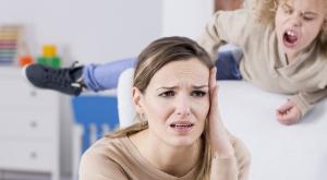 אמא וילד צילום: שאטרסטוק הורים וילדים