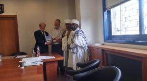 הקייסים עם היועמ"ש ופרופ' קורינאלדי צילום: יח"צ  מזוית יהודית