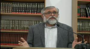 הרב מרדכי ורדי צילום: ערוץ היוטיוב של מרכז שטיינזלץ ברנז'ה