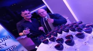 חוגגים בפסגות צילום: יח"צ חדשות