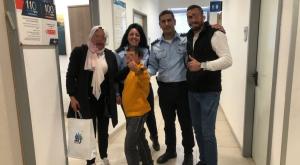 האם ובנה בתחנת המשטרה |  צילום: דוברות המשטרה חדשות