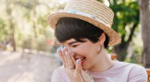 מה ההבדל בין צחוק לשחוק?  צילום: Sun Shock,Shutterstock פרשת וירא