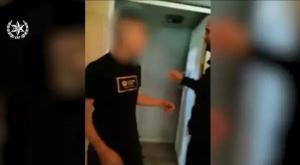 רגע החילוץ בלוד צילום: דוברות משטרה חדשות