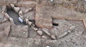האתר שנחשף, הכי קדום שנמצא עד כה צילום: אמיל אלגם רשות העתיקות חדשות