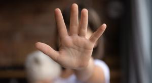 אלימות נגד נשים צילום: shutterstock פרשת וארא