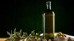 שמן זית, עדיף בקבוק זכוכית או פח צילום: Retan,Shutterstock צרכנות