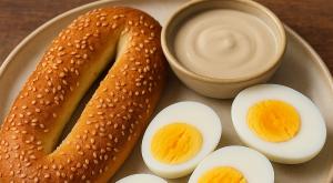 ארוחה עם ביצה קשה צילום: chatGPT אוכל