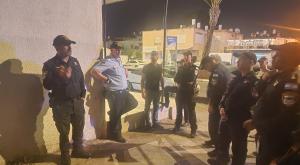 הערכת מצב בזירת הרצח בקריית ים צילום: דוברות המשטרה חדשות