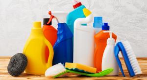 מוצרי ניקיון צילום: FabrikaSimf,Shutterstock חדשות