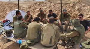 פעילות מערך בריאות הנפש בלחימה צילום: דובר צה"ל  חדשות