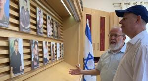 השר צחי הנגבי והרב סדן צילום: דוברות ברנז'ה