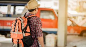 אל תשכחו שום דבר. אורזים לפנימיה צילום: shutterstock חינוך