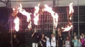 כתובת אש עם השם של השבט החדש צילום: יחצ חדשות