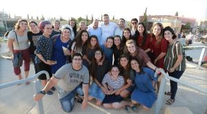 בנות השירות הלאומי לדורותיהן צילום: מגניב הפקות ברנז'ה