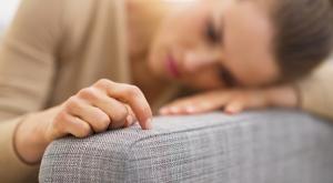 מתביישת צילום: shutterstock זוגיות
