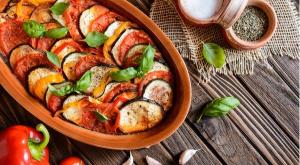רטטוי אפוי צילום: shutterstock תוספות ואורז