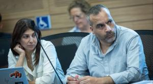 גולן יוכפז במהלך הדיון בכנסת צילום: Yonatan Sindel,Flash90 חדשות