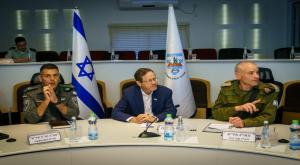 הרצוג באוגדת איו"ש צילום: שלו שלום חדשות
