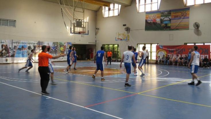 זוהי הקבוצה שזכתה באליפות הישיבות התיכוניות בכדורסל&nbsp;
