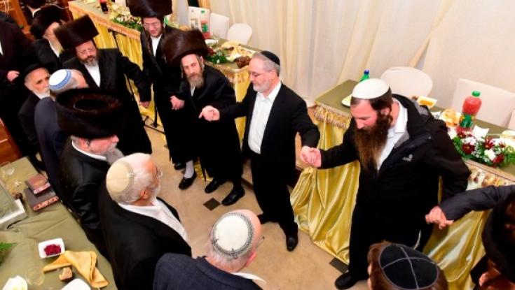 אורחי הכבוד של הקהילה החרדית: בני משפחתם של גיבורי לבנון השנייה