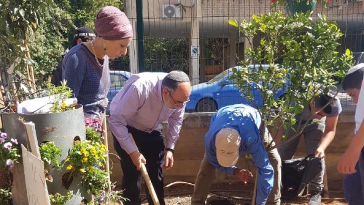 "תשובה ציונית הולמת": גן לזכרו של הרב בן גל הי"ד