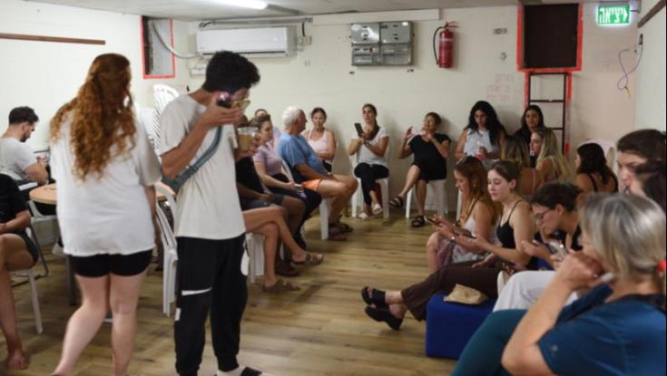 מחוברים גם במקלטים: מה בדיוק מציעה פרטנר ולמי זה רלוונטי?