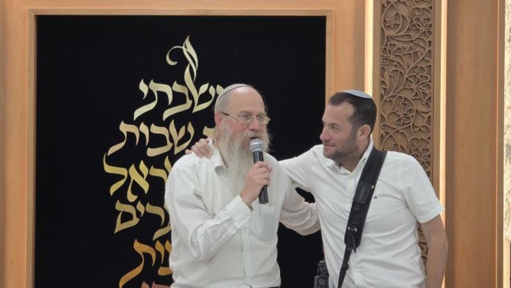 ההנצחה המרגשת בחומש לגיבורים שנפלו: "נחזיר פי עשרה יהודים לצפון השומרון"