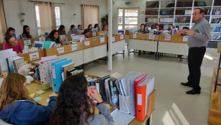 מנכ"ל השירות הלאומי הגיע לביקור&nbsp;במדרשת 'דניאלי - בני דוד'