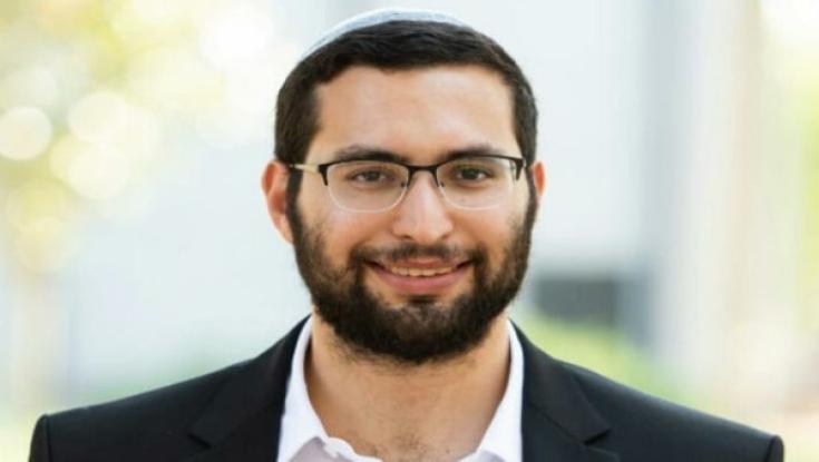השר הסרוג רומנטי: היא לא ויתרה