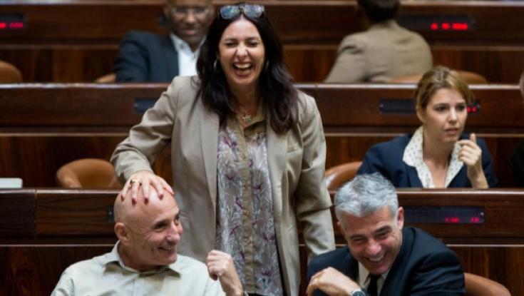 מירי רגב תתן ליאיר לפיד להשיא משואה ביום העצמאות?