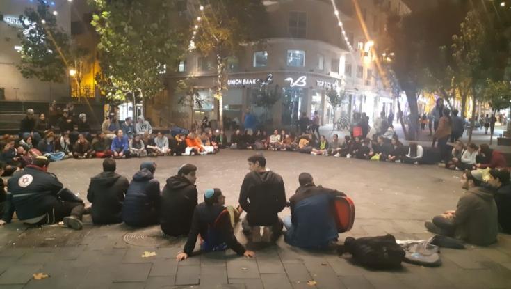 צפו: חניכי 'עזרא' שרים לזכר ציפי רימל ז"ל