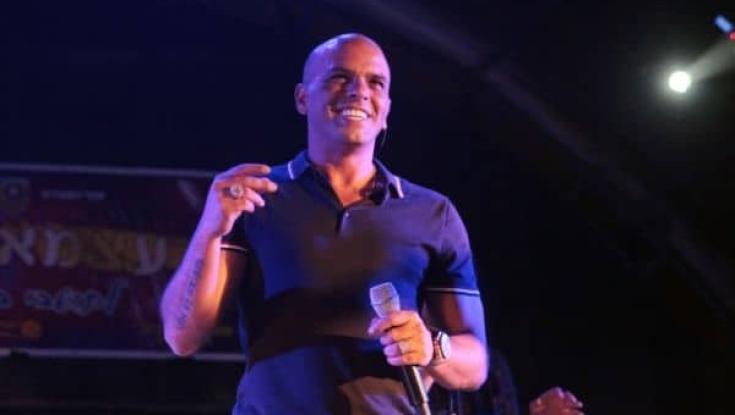 בעקבות הקורונה: חתונתו של אייל גולן תעבור למתכונת מצומצמת