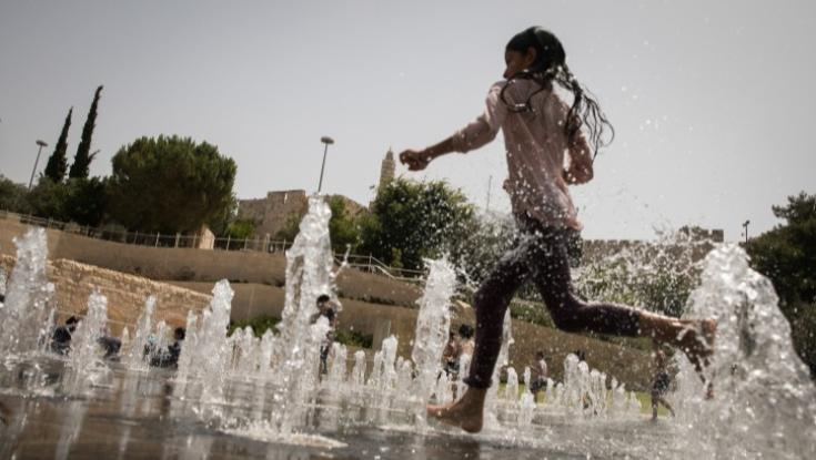 בתי הספר של החופש הגדול והקייטנות יחלו לפעול מחר
