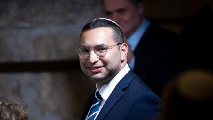 יצחק וסרלאוף חוגג: זה התואר החדש שהוענק לאשתו