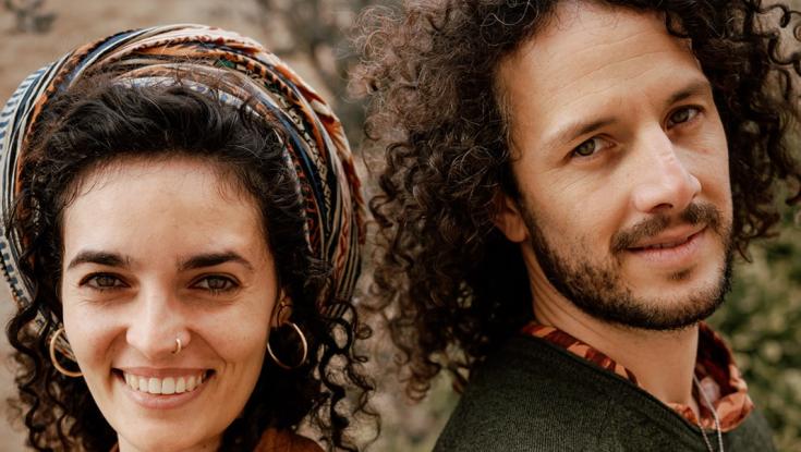 הזוג הירושלמי הדתי מוציא שיר חדש ומספר על ההיכרות