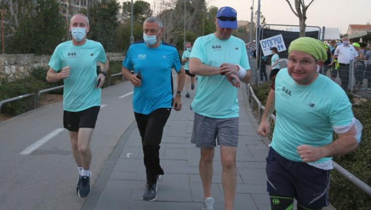 הרב בני לאו: כחול לבן מעוררים אצלי כבוד
