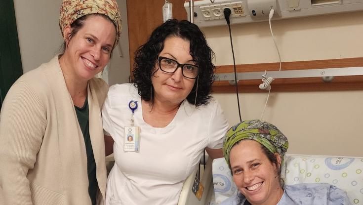 סיפורי גבורה: האחות נפצעה והמשיכה לטפל בפצועים בעודה מדממת