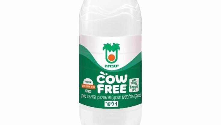 שטראוס משיקה חלב בלי פרה: CowFree מגיע למקרר
