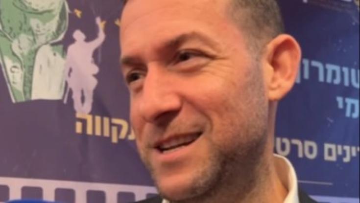 סופגניה או לביבה? יוסי דגן לא מהסס להכריע בשאלה הקשה