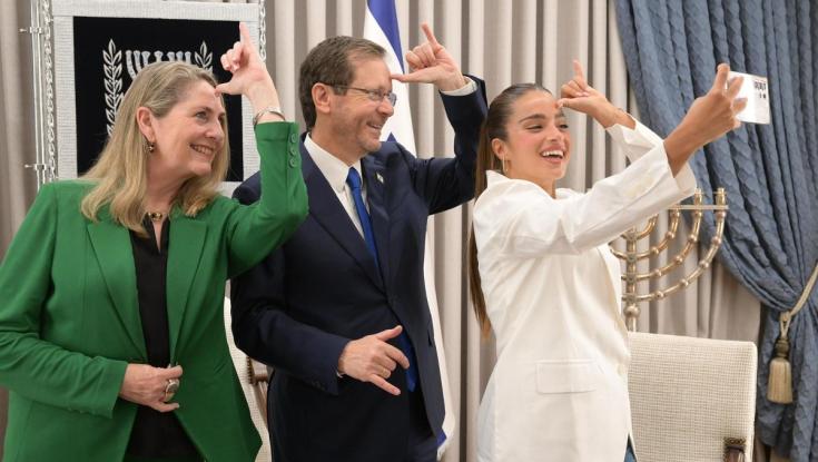 "אני מעריץ גדול שלך": הבקשה של הרצוג מנועה קירל