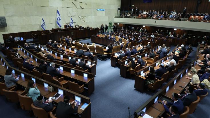 "כמו סילבסטר" | עמית סגל: "זה ההבדל בין השבעת ממשלה לכנסת"