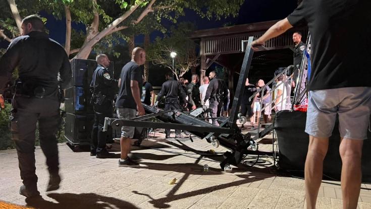 "הוריד לי את הלב": עמוד תאורה קרס במהלך הופעה של סטטיק ובן אל