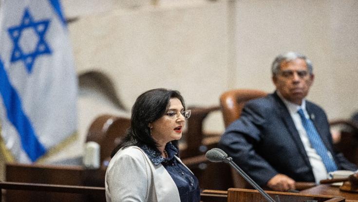 בתוך שעה: ח"כית נוספת עוזבת את יש עתיד