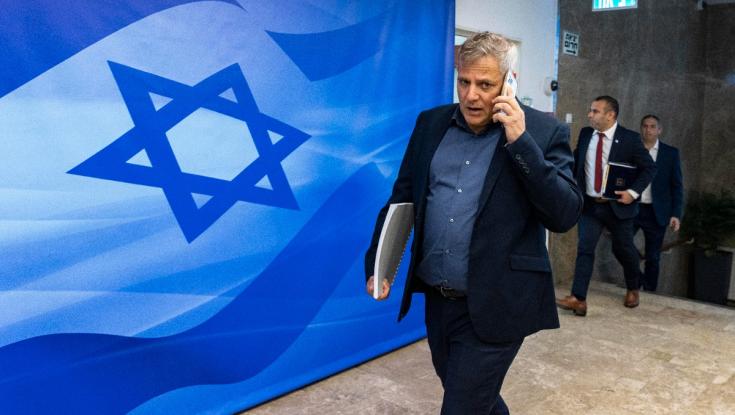 שמתם לב לשינוי? השר לשעבר בלוק חדש - עם זקן