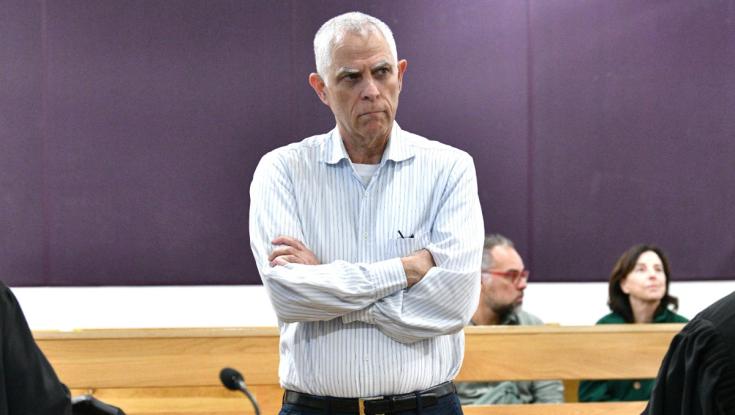 המבט בעיניים אומר הכל: תיעוד המפגש של נתניהו ונוני מוזס בבית המשפט
