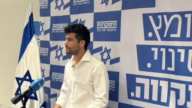 לא לפיד: בכיר אחים לנשק הצטרף למפלגה באופוזיציה
