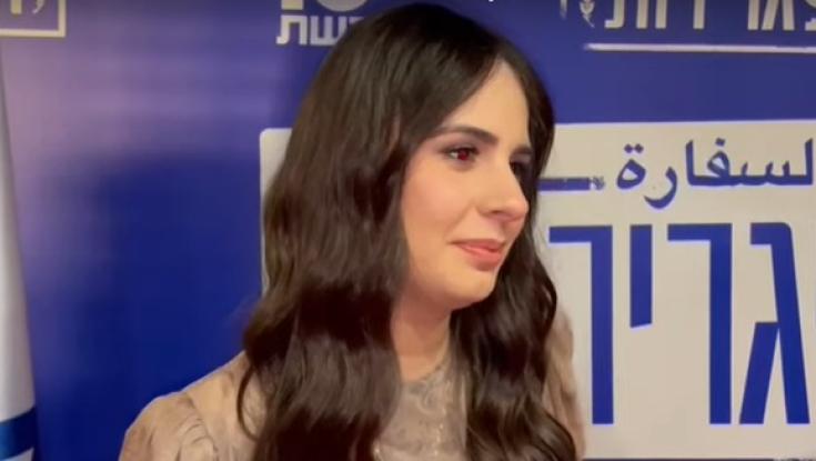 השחקנית שחזרה בתשובה מתפוצצת: "רוע טהור, זה מה שאתם"