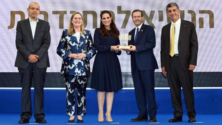 יו"ר עמותת בת מלך קיבלה את אות הנשיא: "אפשר לקום באומץ"